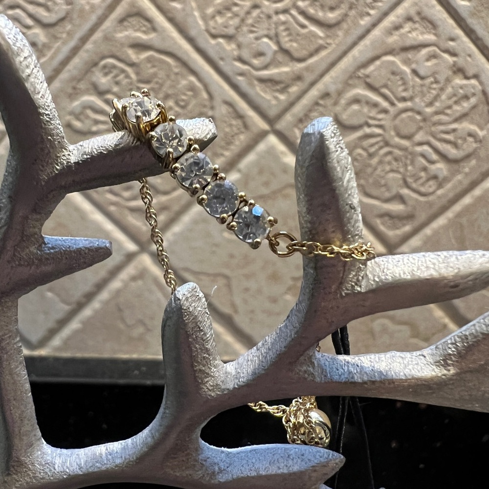 Ann Taylor rhinestone bracelet